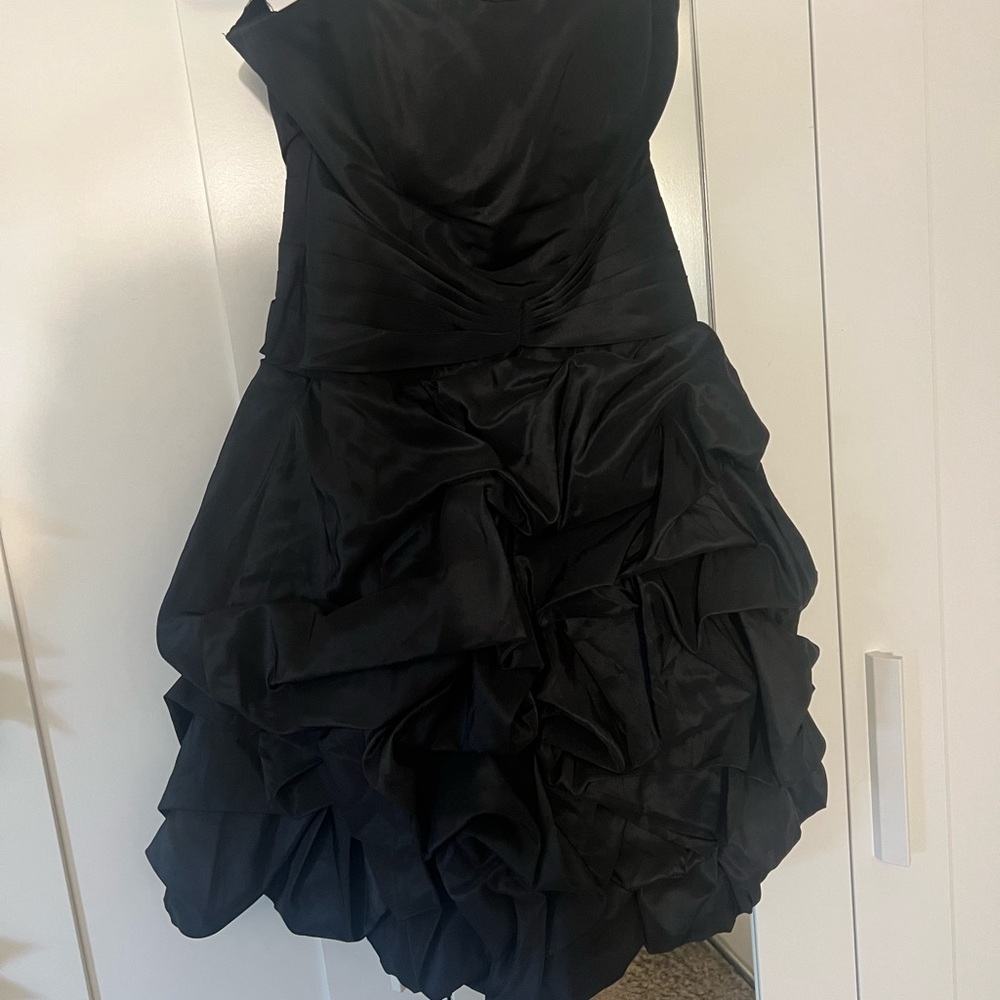 Elegant Black Strapless Dress
